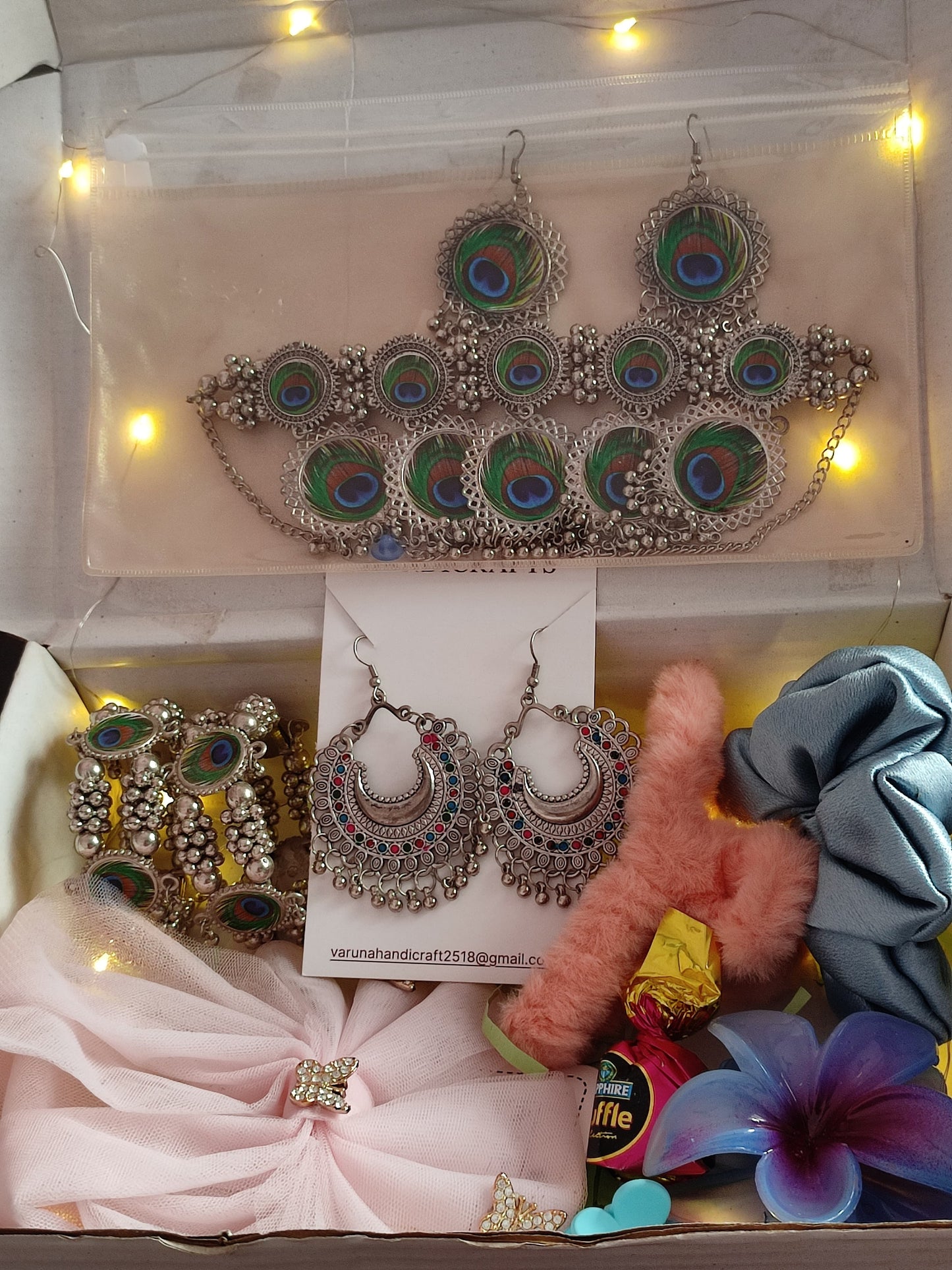 Varuna Handicrafts Peacock Theme Jewellery & Hair Accessories Gift Hamper for Girls | Janmashtami Special Combo | Oxidized Set with Bangles, Earrings & Chocolates