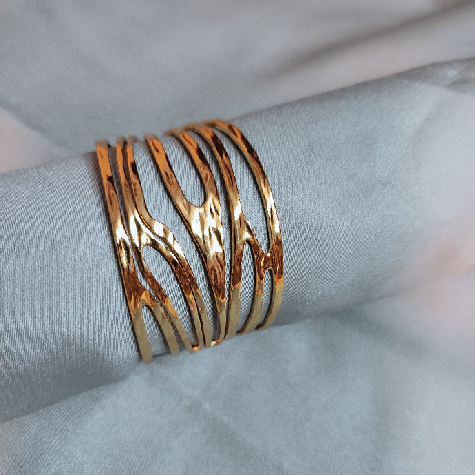 Elegant Gold-Plated Wave Cuff Bracelet