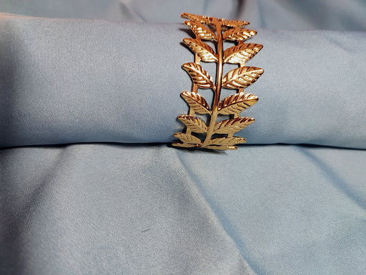Leaf Design Cuff Bracelet