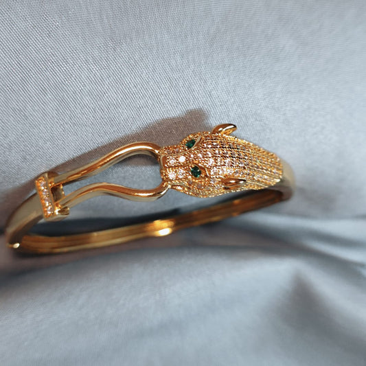 Running Panther Cubic Zirconia